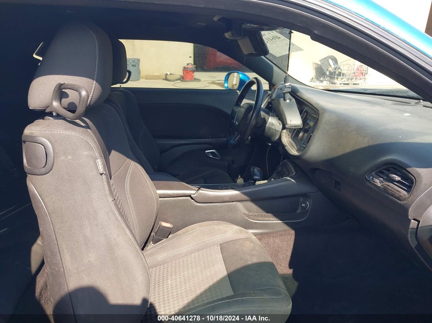 VIN 2C3CDZAG7KH521866 2019 DODGE CHALLENGER SXT