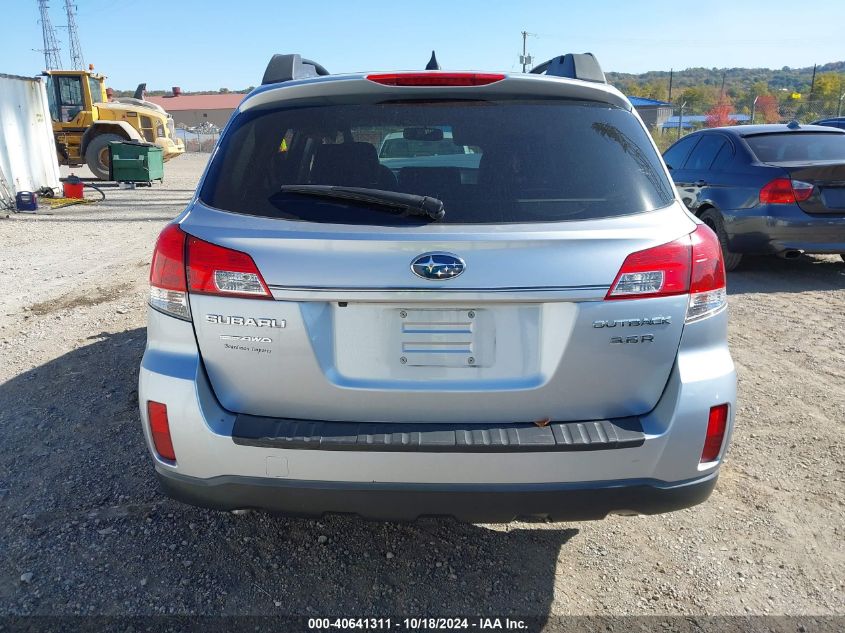 2014 Subaru Outback 3.6R Limited VIN: 4S4BRDLC7E2202465 Lot: 40641311