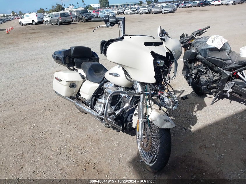 VIN 1HD1KBC24NB601185 2022 HARLEY-DAVIDSON FLHX