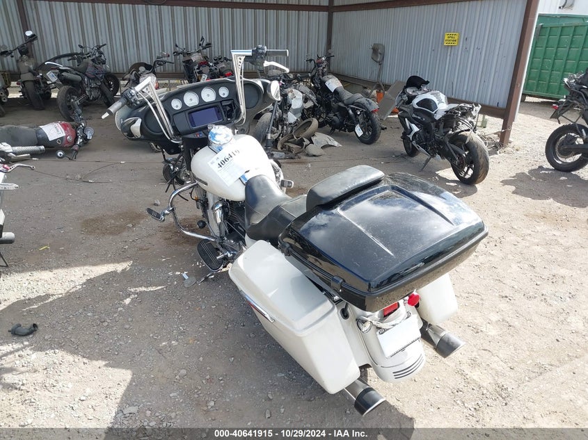 VIN 1HD1KBC24NB601185 2022 HARLEY-DAVIDSON FLHX