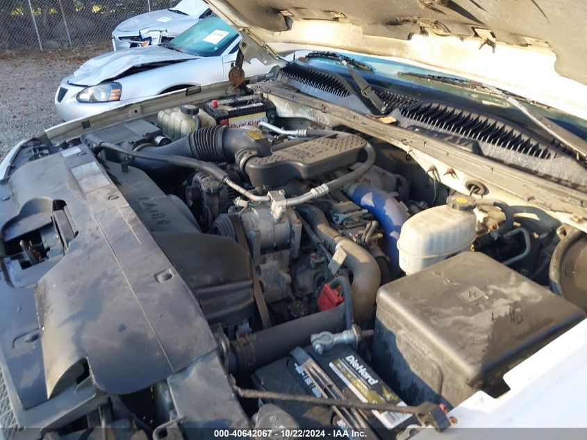 2003 Chevrolet Silverado 2500Hd VIN: 1GCHK24143E175001 Lot: 40642067