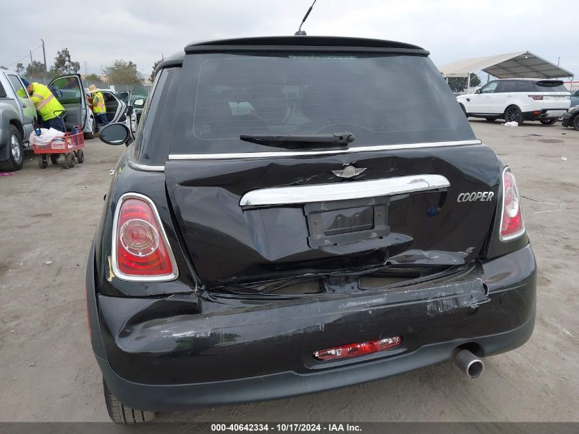 2013 Mini Hardtop Cooper VIN: WMWSU3C5XDT689830 Lot: 40642334