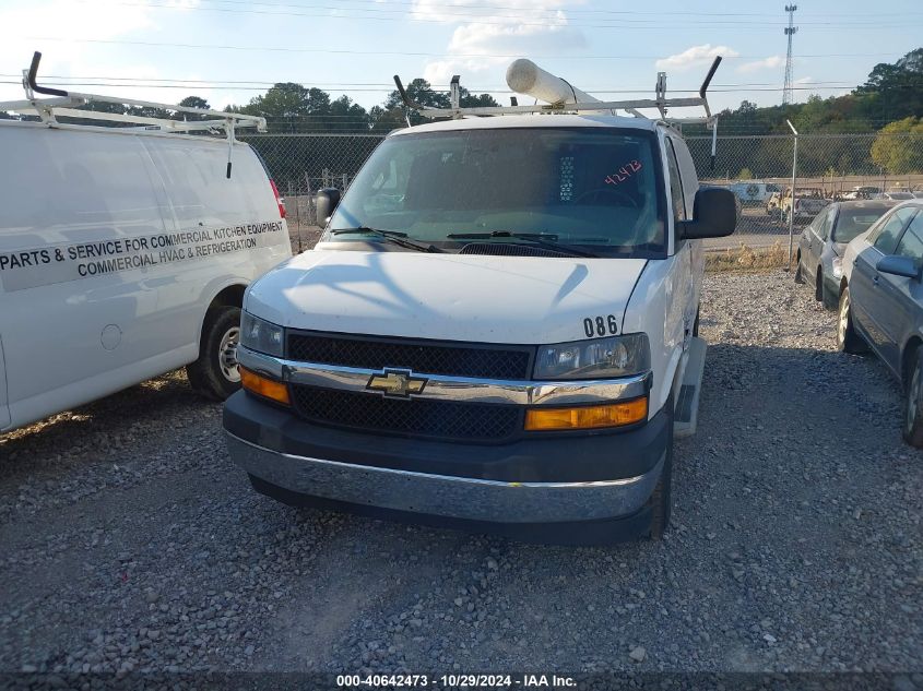 2018 Chevrolet Express 2500 Work Van VIN: 1GCWGAFG4J1911153 Lot: 40642473