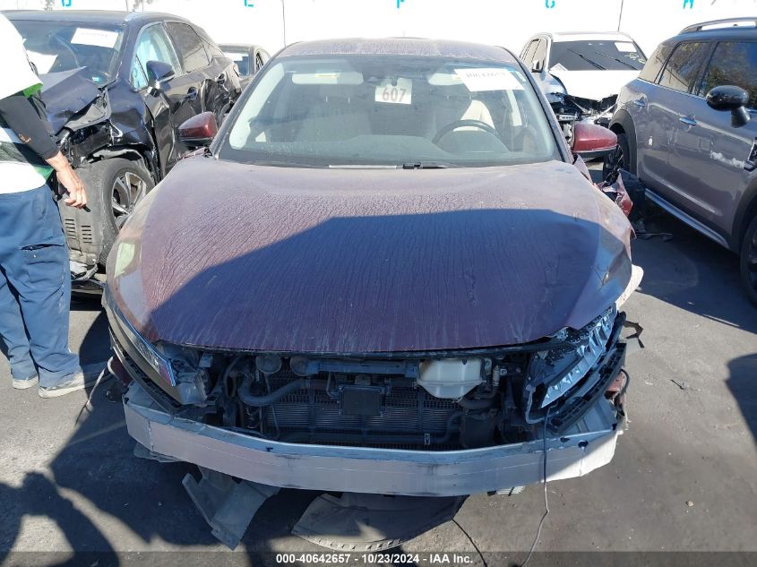 2018 Honda Clarity Plug-In Hybrid Touring VIN: JHMZC5F32JC015157 Lot: 40642657