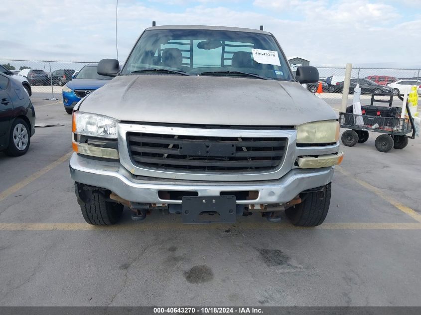 2004 GMC Sierra 2500 Work Truck VIN: 1GTGC24U54Z179748 Lot: 40643270