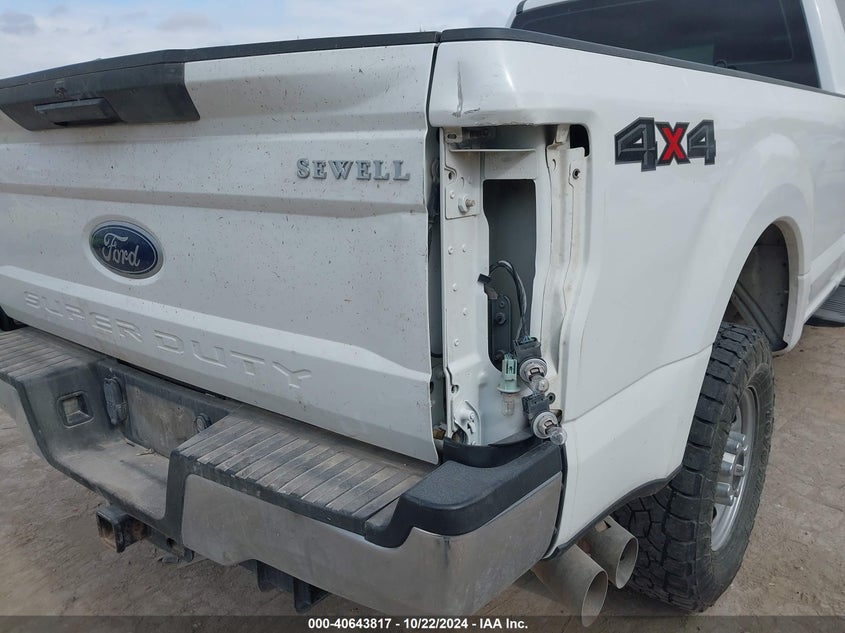 2017 Ford F-250 Xl VIN: 1FT7W2BTXHED31313 Lot: 40643817