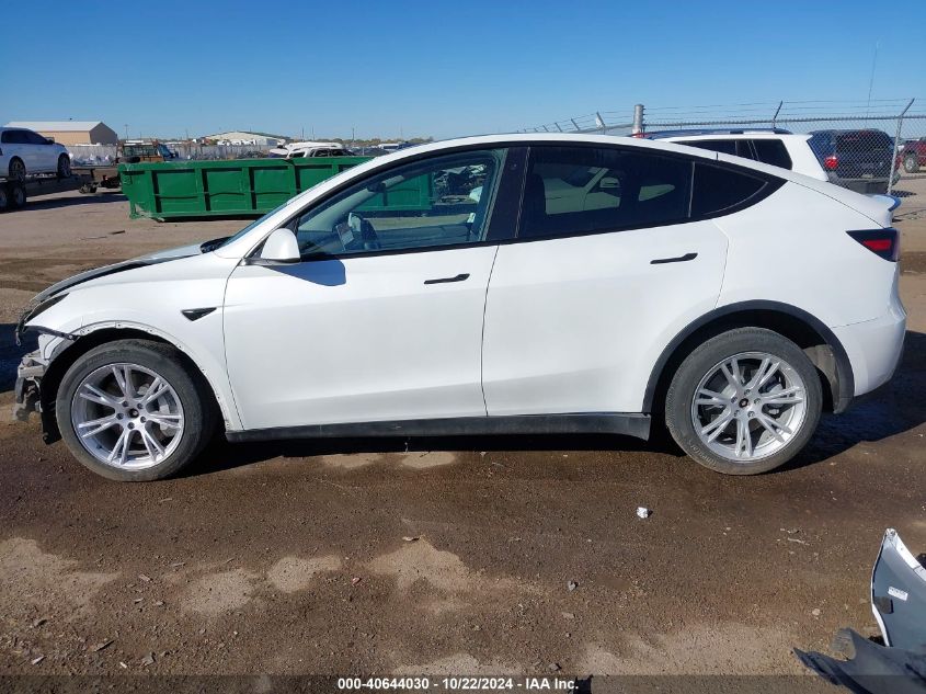 2020 Tesla Model Y Long Range Dual Motor All-Wheel Drive/Performance Dual Motor All-Wheel Drive VIN: 5YJYGDEF8LF002572 Lot: 40644030