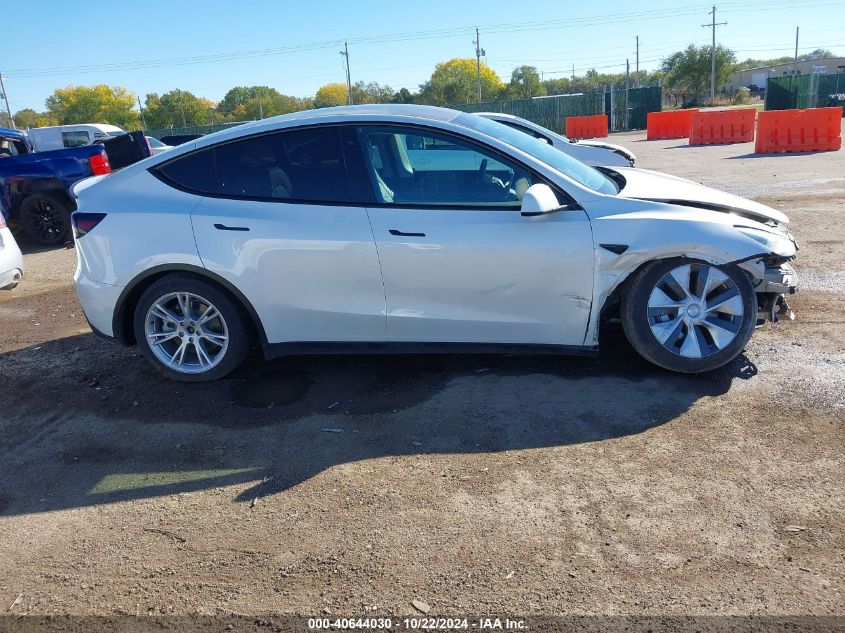 2020 Tesla Model Y Long Range Dual Motor All-Wheel Drive/Performance Dual Motor All-Wheel Drive VIN: 5YJYGDEF8LF002572 Lot: 40644030