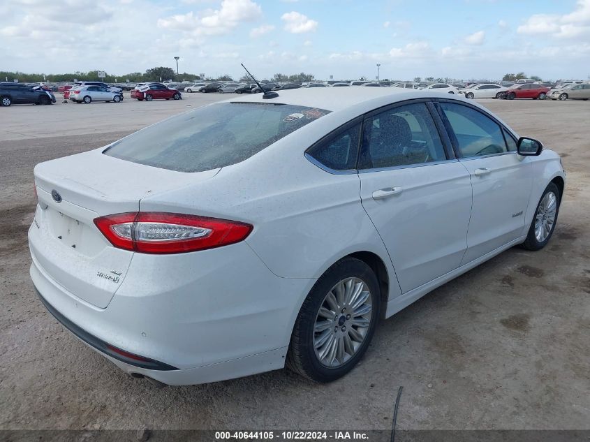 VIN 3FA6P0LU9FR128370 2015 Ford Fusion, Hybrid SE no.4