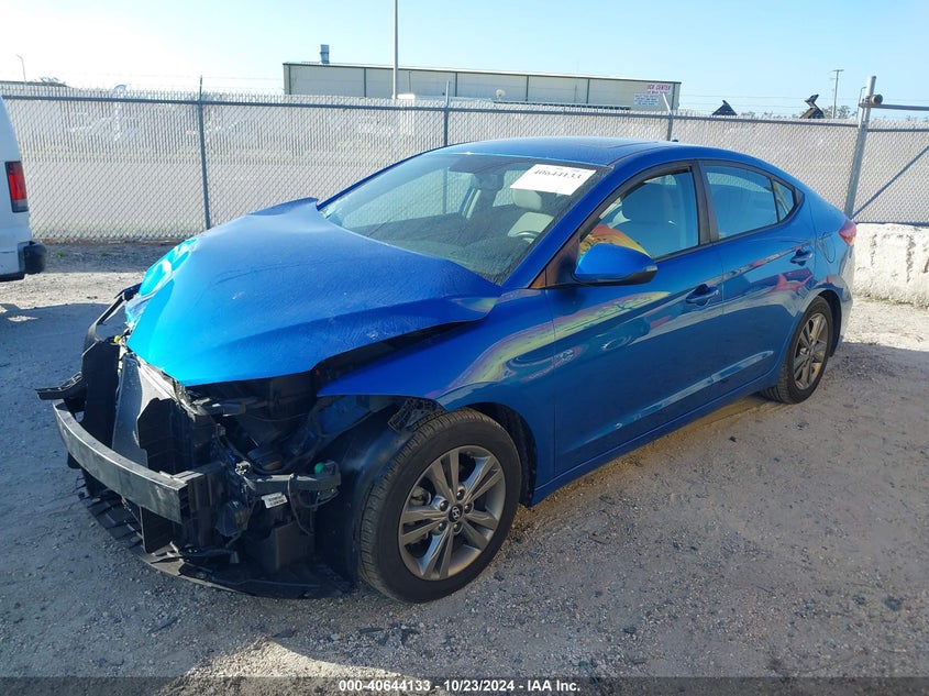 Auction sale of the 2018 HYUNDAI ELANTRA , vin: 5NPD84LF7JH285852, lot number: 40644133