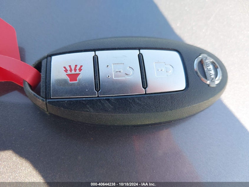 2013 NISSAN JUKE SV - JN8AF5MR6DT204657