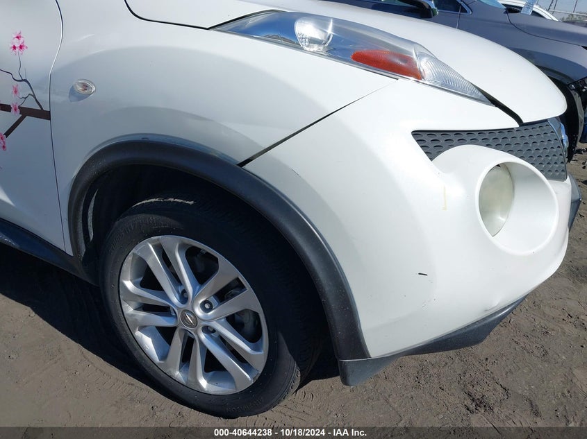 2013 NISSAN JUKE SV - JN8AF5MR6DT204657