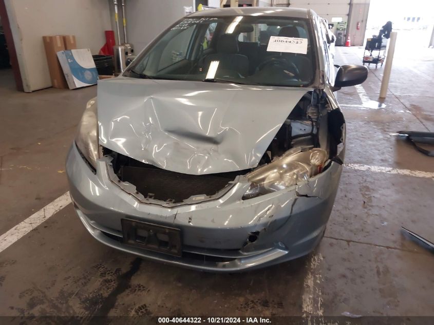 2011 Honda Fit VIN: JHMGE8H34BC025187 Lot: 40644322