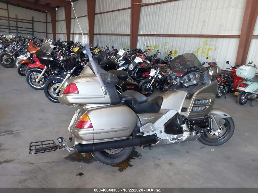 2002 Honda Gl1800 VIN: 1HFSC47042A103602 Lot: 40644353