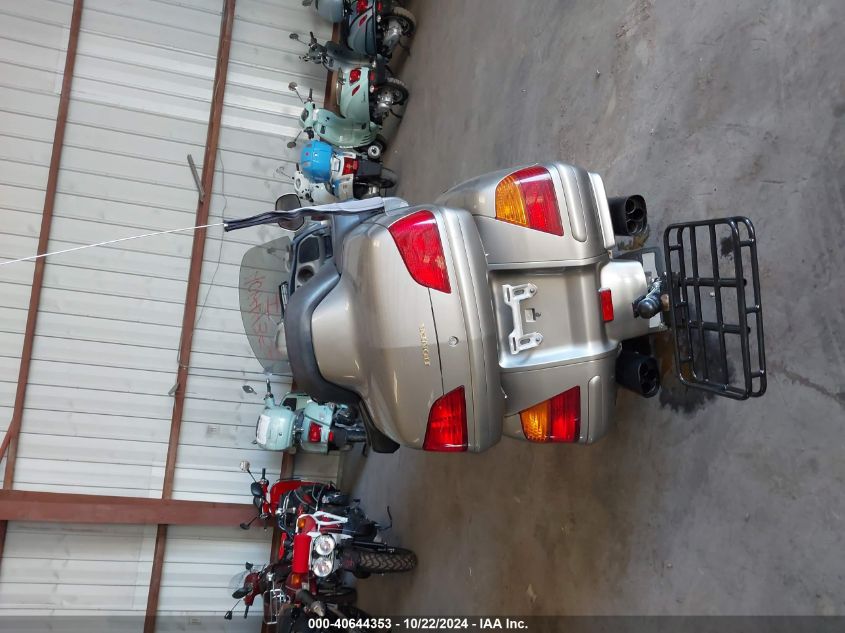 2002 Honda Gl1800 VIN: 1HFSC47042A103602 Lot: 40644353