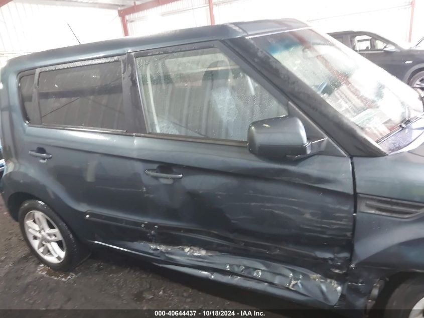 2011 Kia Soul + VIN: KNDJT2A21B7313642 Lot: 40644437