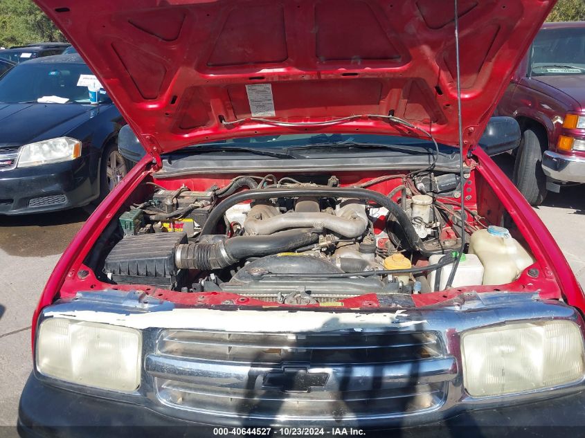 2004 Chevrolet Tracker VIN: 2CNBJ134846909266 Lot: 40644527