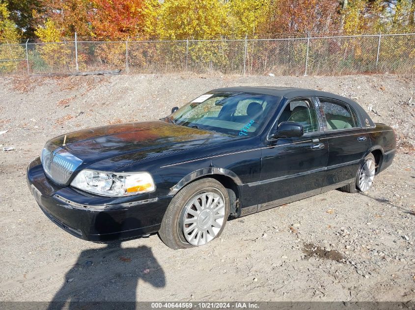 2003 Lincoln Town Car Cartier VIN: 1LNHM83WX3Y603514 Lot: 40644569