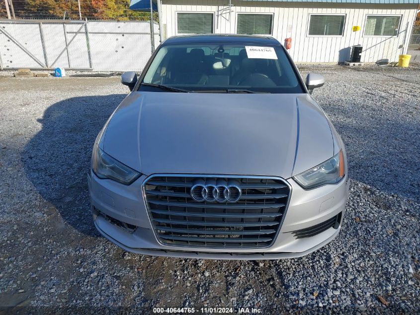 2015 Audi A3 2.0T Premium VIN: WAUBFGFF0F1055723 Lot: 40644765