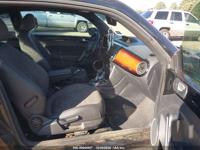 2013 VOLKSWAGEN BEETLE 2.0T FENDER EDITION - 3VWVT7AT2DM684919