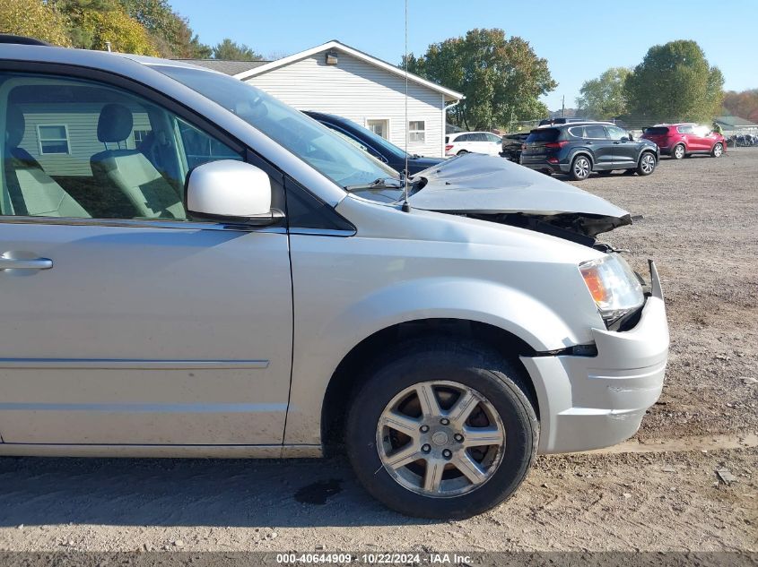 2008 Chrysler Town & Country Touring VIN: 2A8HR54P68R842705 Lot: 40644909