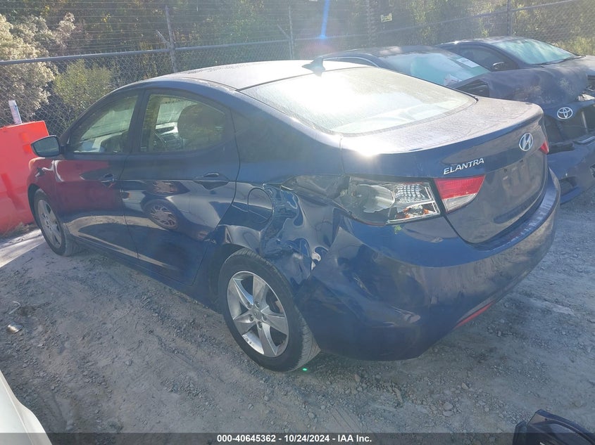 2013 HYUNDAI ELANTRA VIN: KMHDH4AE8DU871153