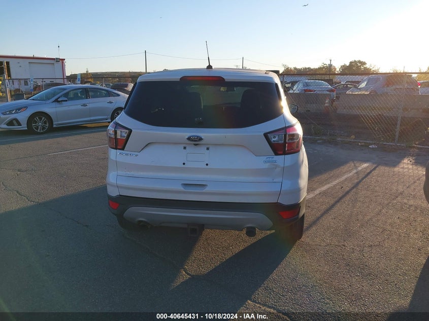 2017 Ford Escape Se VIN: 1FMCU0G92HUE01541 Lot: 40645431
