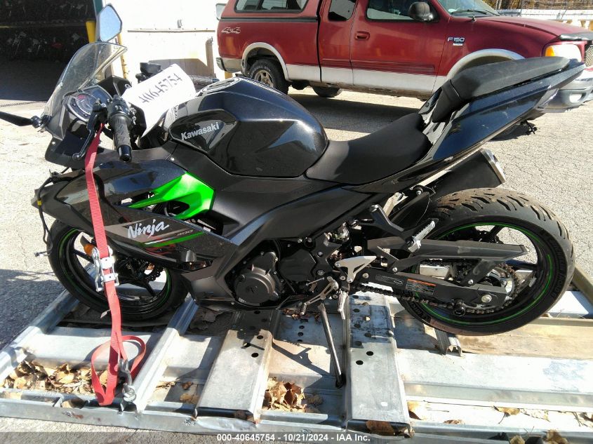 2023 Kawasaki Ex400 VIN: JKAEXKH16PDAN2047 Lot: 40645754