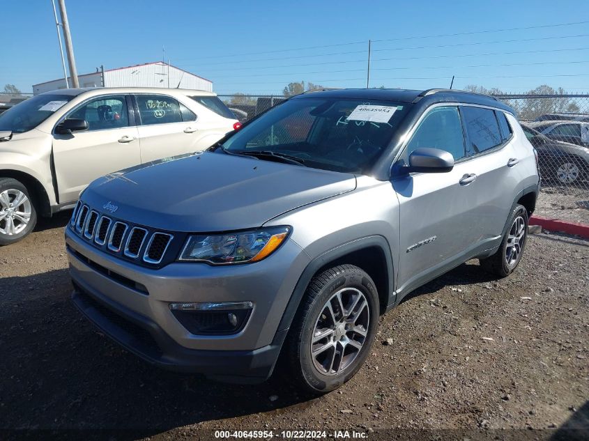 VIN 3C4NJDBB4JT232324 2018 Jeep Compass, Latitude 4X4 no.2