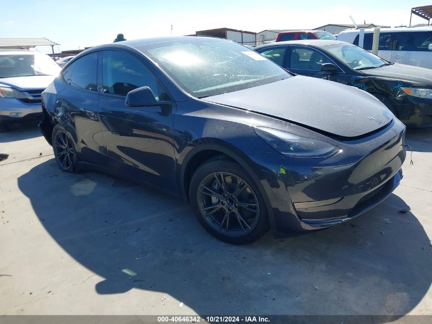 VIN 7SAYGDED6RF158281 2024 TESLA MODEL Y no.1