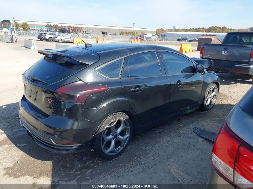 VIN 1FADP3L9XFL268320 2015 Ford Focus St no.3