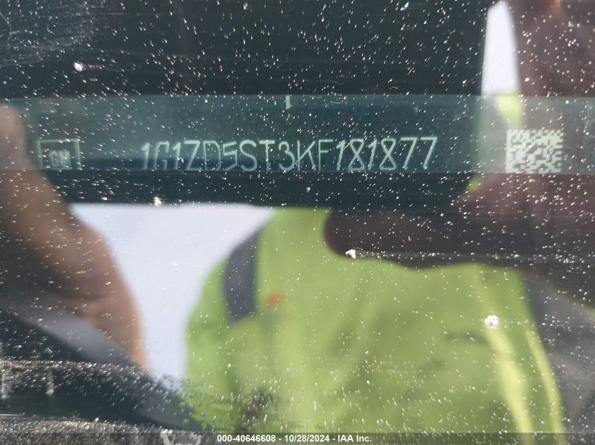 2019 CHEVROLET MALIBU LT - 1G1ZD5ST3KF181877