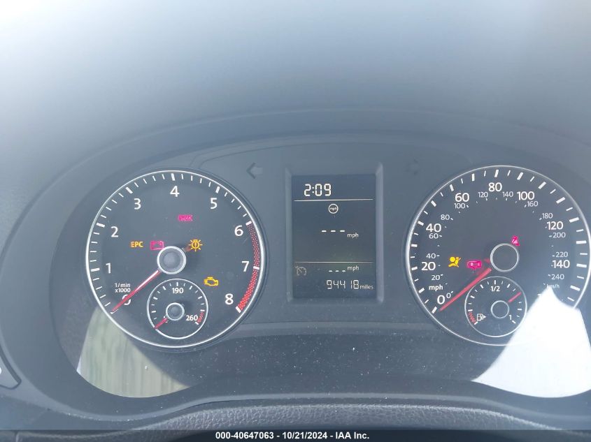 2013 Volkswagen Passat 2.5L S VIN: 1VWAP7A34DC041122 Lot: 40647063