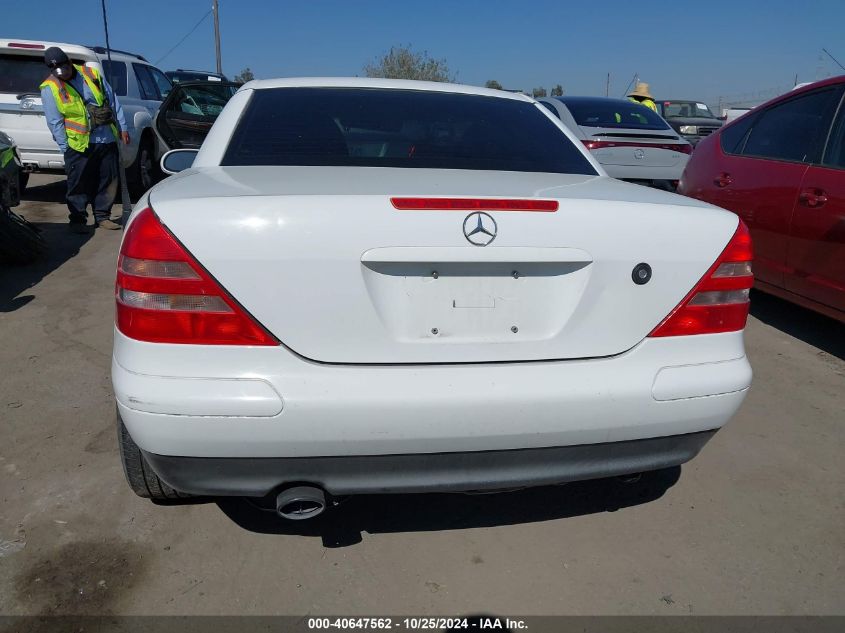 1999 Mercedes-Benz Slk 230 Kompressor VIN: WDBKK47F9XF142406 Lot: 40647562