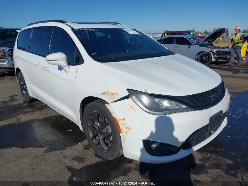 2018 Chrysler Pacifica Limited VIN: 2C4RC1GG6JR358170 Lot: 40647747