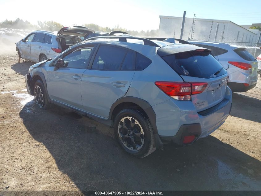 VIN JF2GTAPC8M8239607 2021 Subaru Crosstrek, Premium no.3