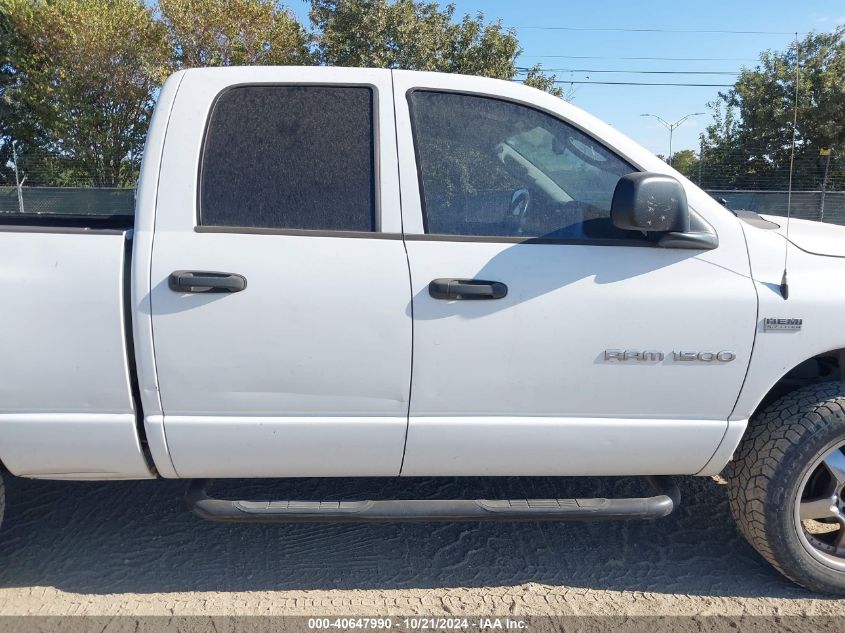 2007 Dodge Ram 1500 Slt/Trx4 Off Road/Sport VIN: 1D7HU18247S177738 Lot: 40647990