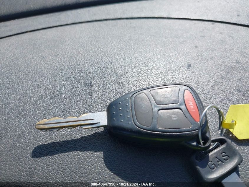 2007 Dodge Ram 1500 Slt/Trx4 Off Road/Sport VIN: 1D7HU18247S177738 Lot: 40647990