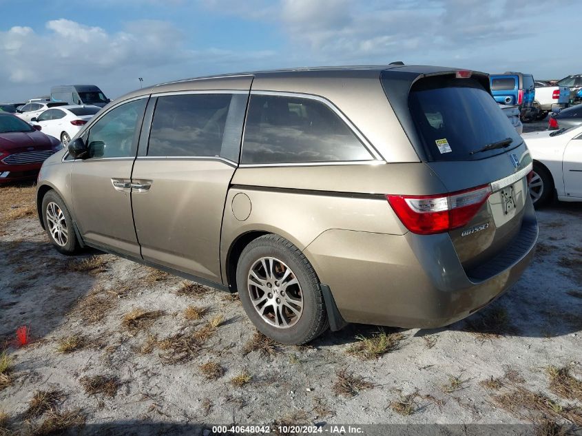 VIN 5FNRL5H69DB074271 2013 HONDA ODYSSEY no.3