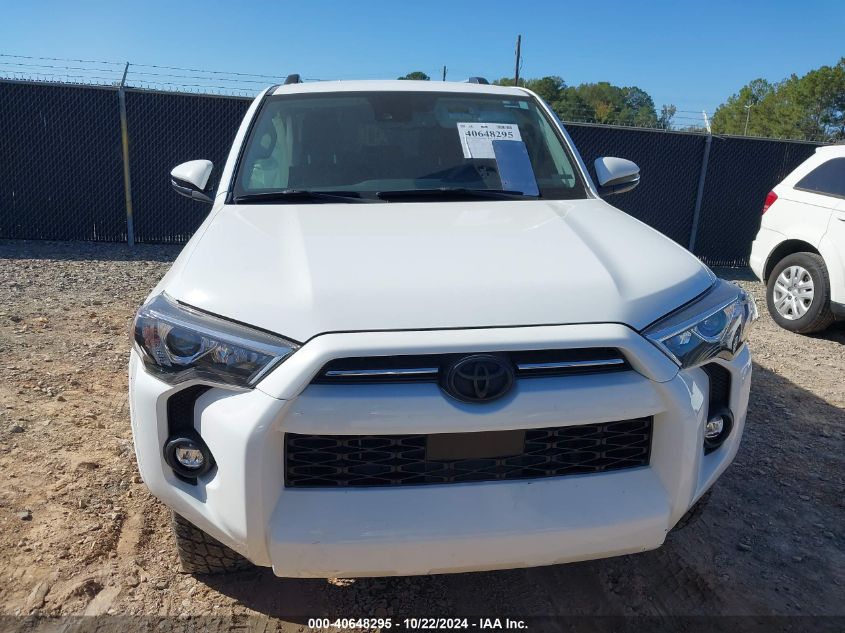 2021 Toyota 4Runner Sr5 Premium VIN: JTENU5JR5M5915371 Lot: 40648295