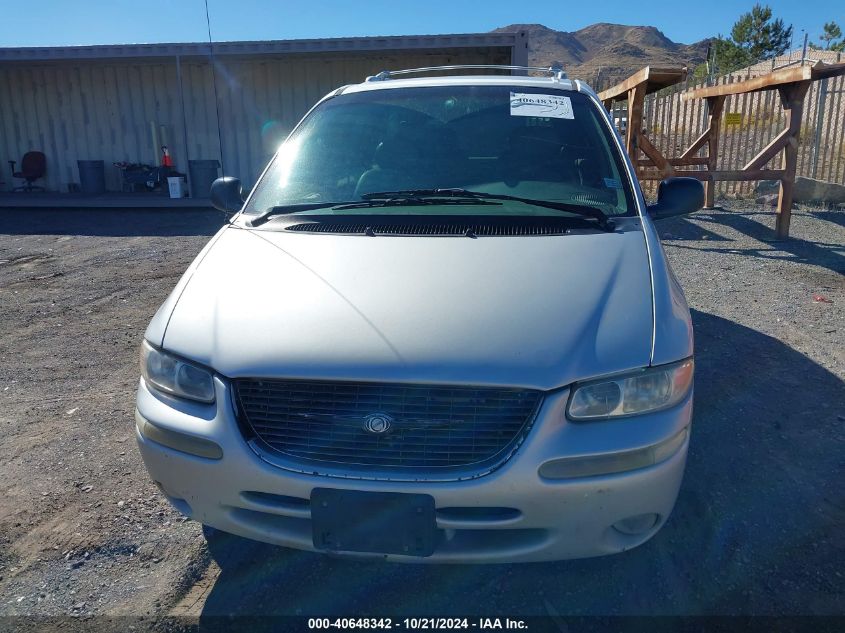 2000 Chrysler Town & Country Limited VIN: 1C4GT64L4YB621996 Lot: 40648342