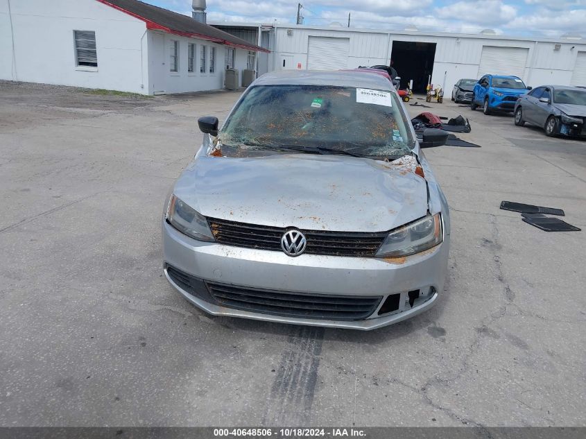 2014 Volkswagen Jetta 2.0L S VIN: 3VW2K7AJ4EM255237 Lot: 40648506