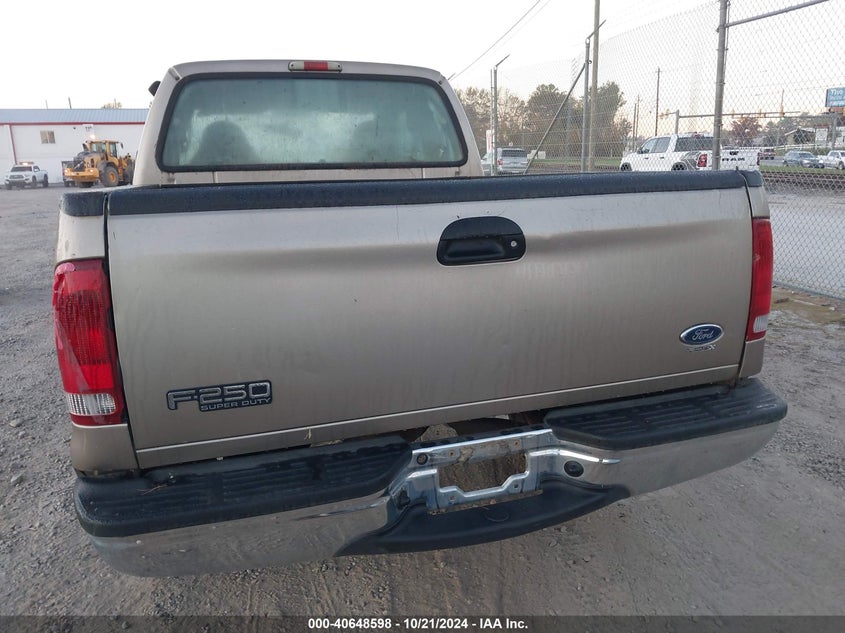 2004 Ford F250 Super Duty VIN: 1FTNX21L74EB52016 Lot: 40648598