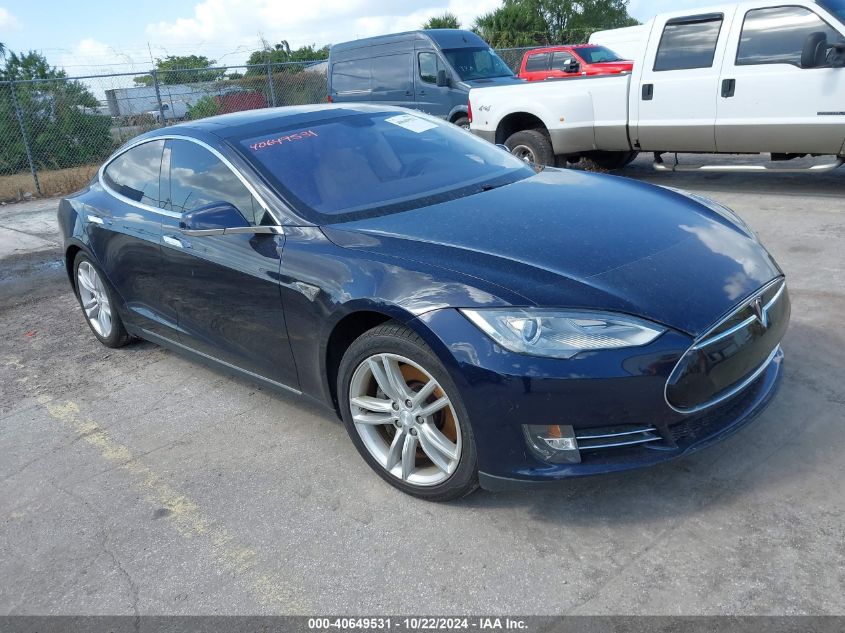 VIN 5YJSA1CN5DFP13308 2013 Tesla Model S no.1