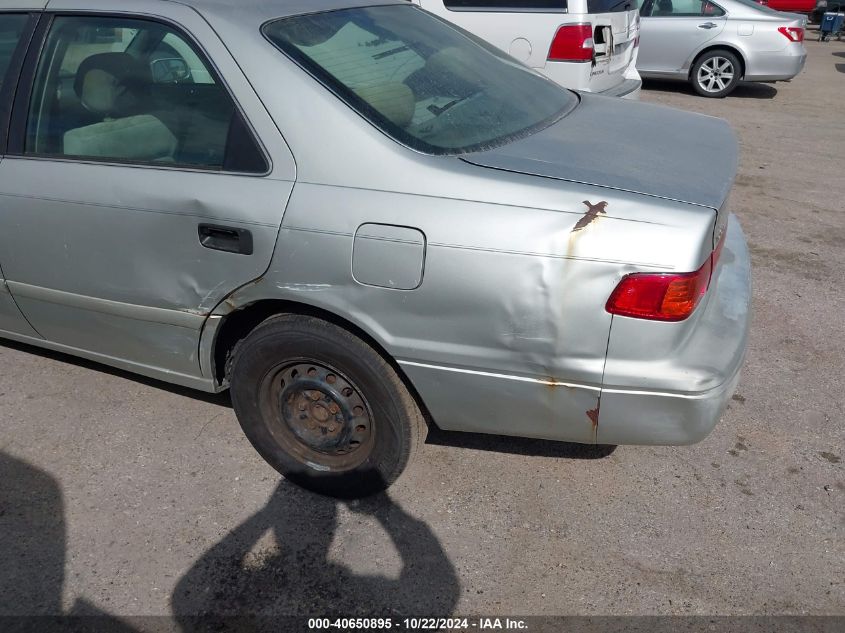 2000 Toyota Camry Ce VIN: 4T1BG22K3YU619058 Lot: 40650895