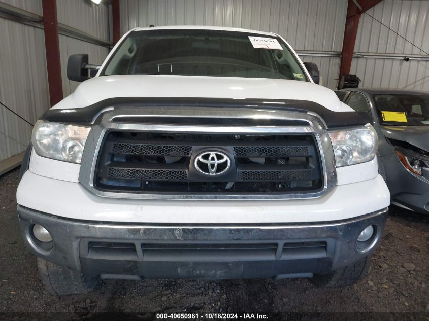 2010 Toyota Tundra Grade 5.7L V8 VIN: 5TFDY5F13AX125588 Lot: 40650981