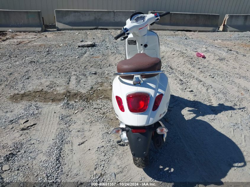 2021 Vespa Primavera/Sprint 50 VIN: ZAPCAV6B5M5200069 Lot: 40651357