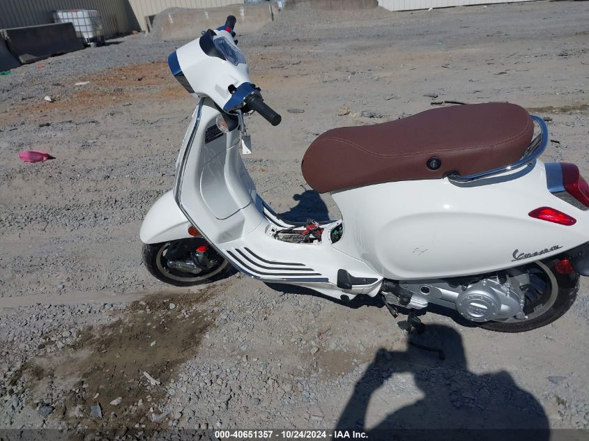 2021 Vespa Primavera/Sprint 50 VIN: ZAPCAV6B5M5200069 Lot: 40651357