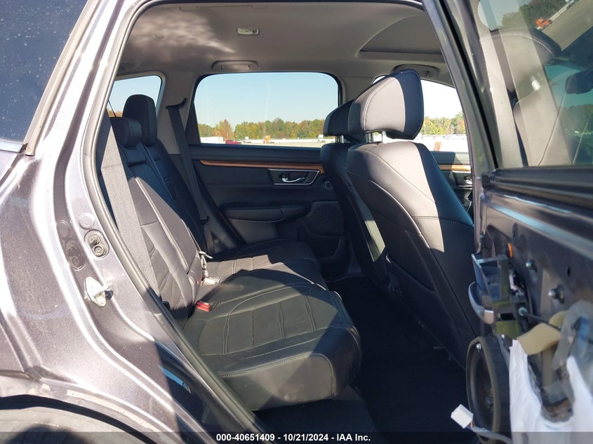 VIN 7FARW2H97JE007149 2018 HONDA CR-V TOURING