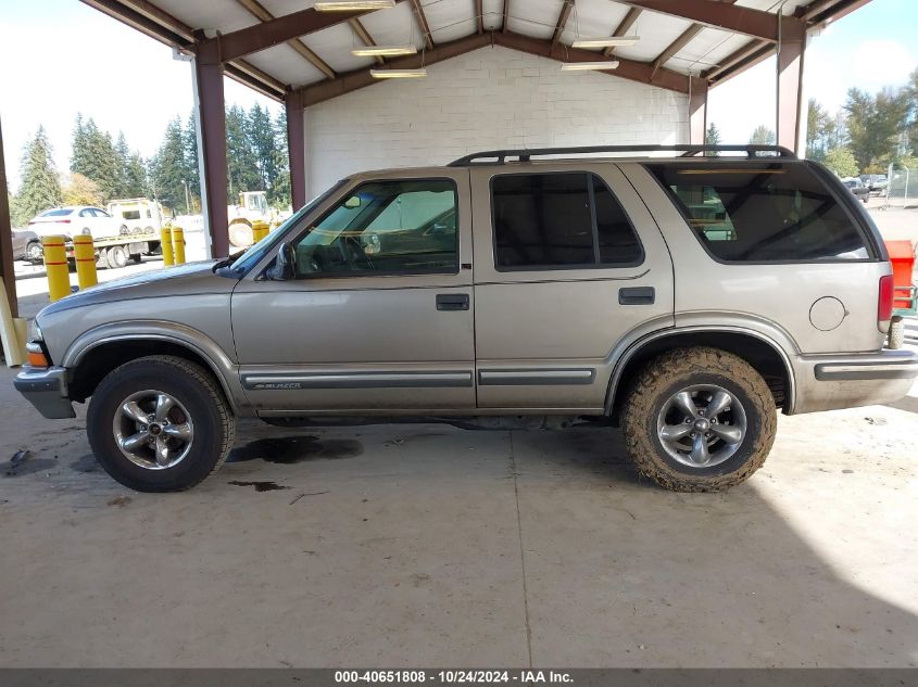 1998 Chevrolet Blazer VIN: 1GNDT13W3W2286848 Lot: 40651808